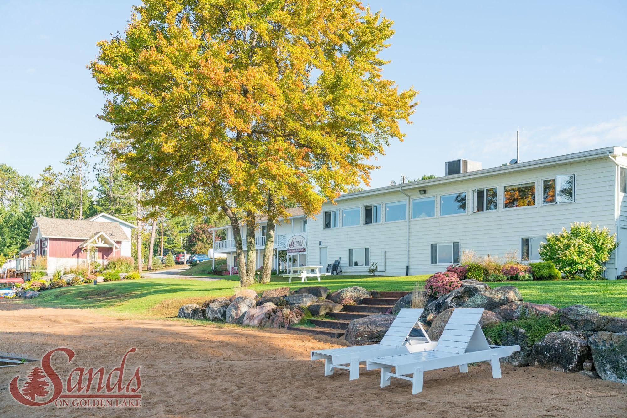 Sands On Golden Lake Hotel Exterior photo